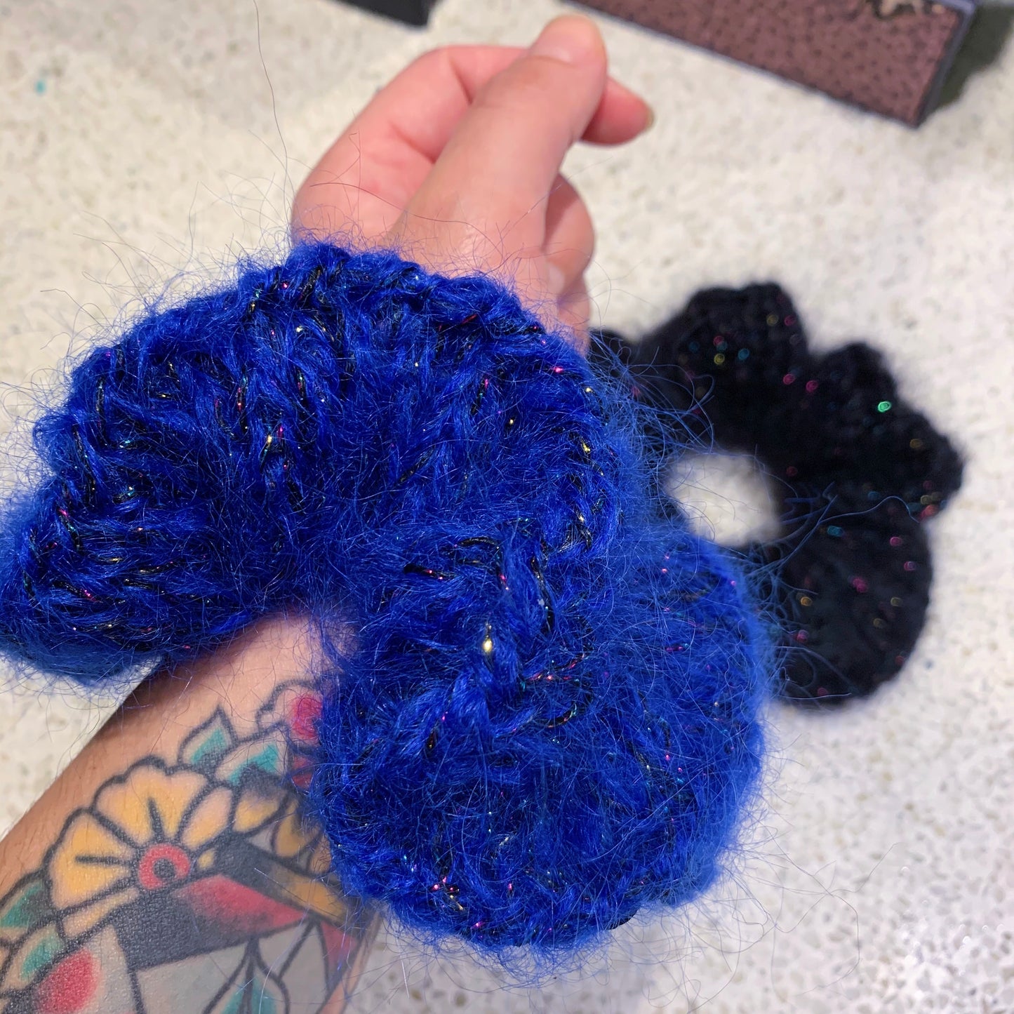 Bella Scrunchie - Acc (dansk)
