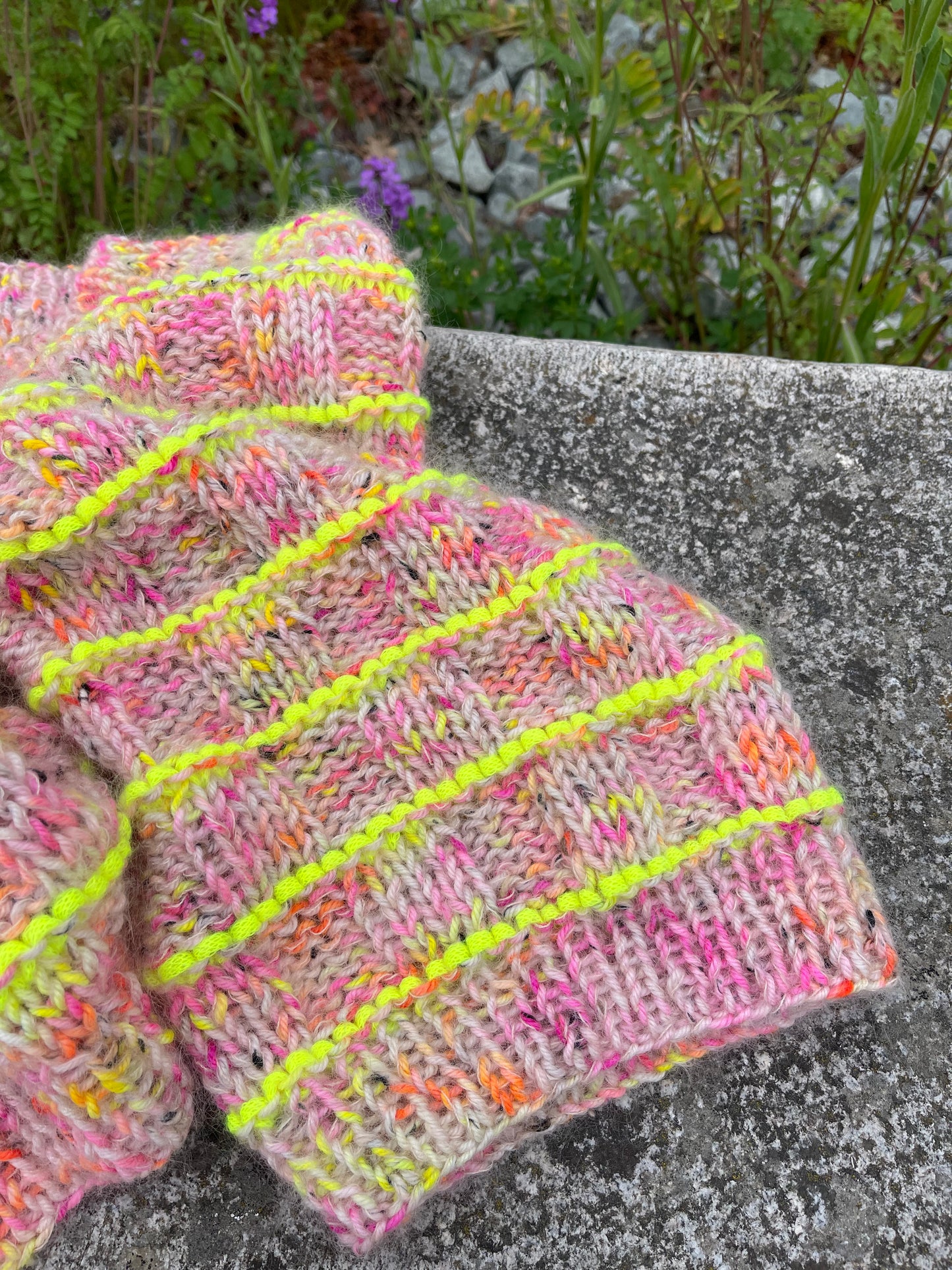 Tinki Winki Sweater - Voksen (dansk)